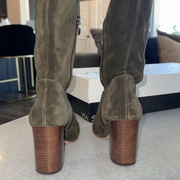 Gorgeous Via Spiga V-Babe Knee High Boots in Military Suede - Sz 7M - Picture 3 of 8